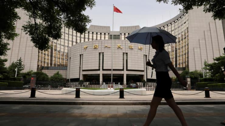 PBoC hạ lãi suất ngắn hạn nhằm kích thích nền kinh tế