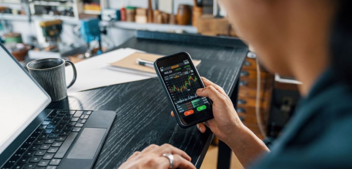 Hiểu rõ về Fomo và Fud