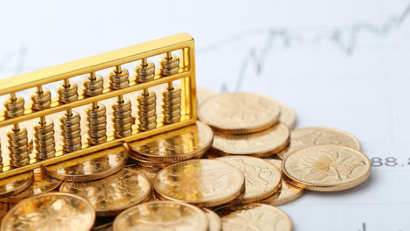 Khi giá của tài sản nắm giữ gia tăng, hiệu ứng của cải xuất hiện: nhà đầu tư cảm thấy tự tin hơn vào tài chính cá nhân, cảm thấy tự tin rằng mình có thể gia tăng tài sản hơn nữa trong tương lai, từ đó gia tăng chi tiêu khi-gia-cua-tai-san-nam-giu-gia-tang-hieu-ung-cua-cai-xuat-hien-nha-dau-tu-cam-thay-tu-tin-hon-vao-tai-chinh-ca-nhan-cam-thay-tu-tin-rang-minh-co-the-gia-tang-tai-san-hon-nua-trong-tuong-lai-tu-do-gia-tang-chi-tieu