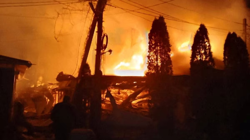 Nga – Ukraine cáo buộc lẫn nhau tấn công dân thường dịp năm mới nga-ukraine-cao-buoc-lan-nhau-tan-cong-dan-thuong-dip-nam-moi