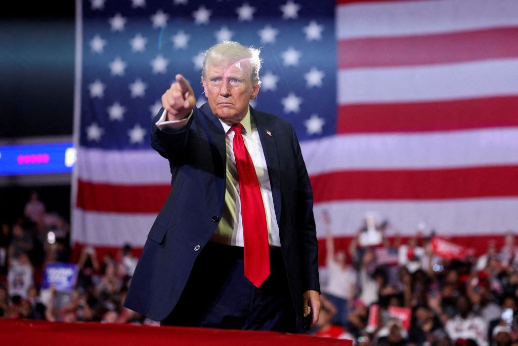 ong-trump-va-ke-hoach-bau-cu-1