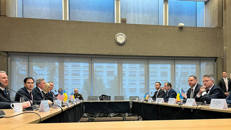 tien-trien-trong-khuon-kho-hoa-binh-my-ukraine