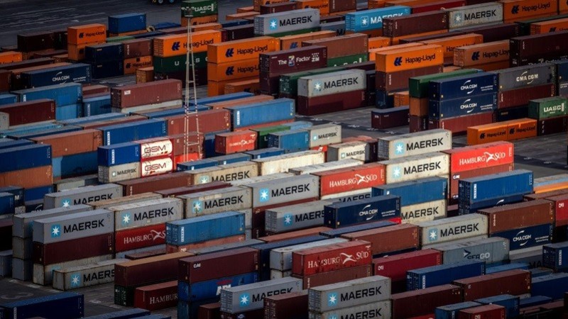 tong-thong-donald-trump-de-doa-ap-thue-30-phan-tram-len-eu-va-mexico